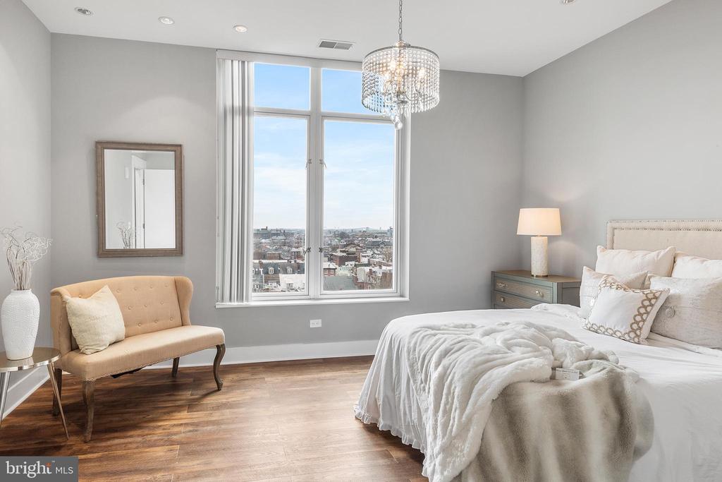 1101 LOCUST STREET 8B