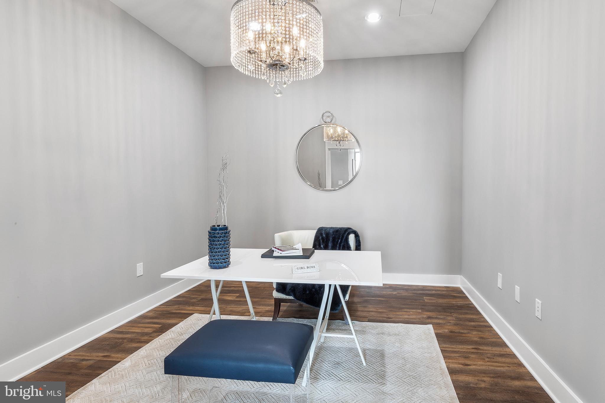 1101 LOCUST STREET 8B