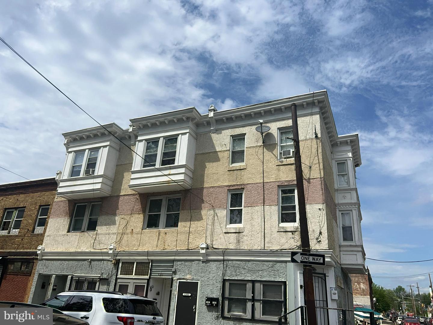1301 W Venango St