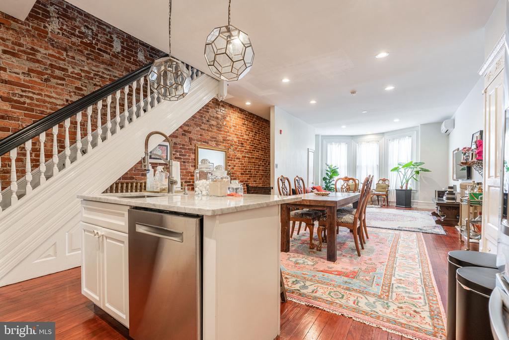 4361 MAIN ST
