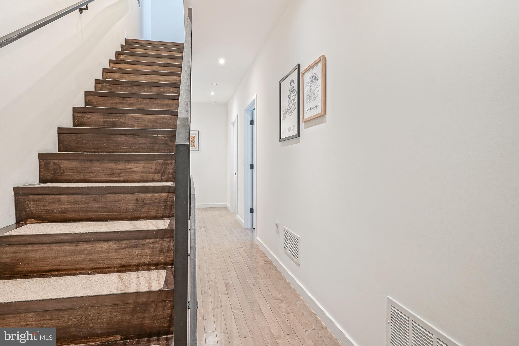 1124 Shackamaxon St #2