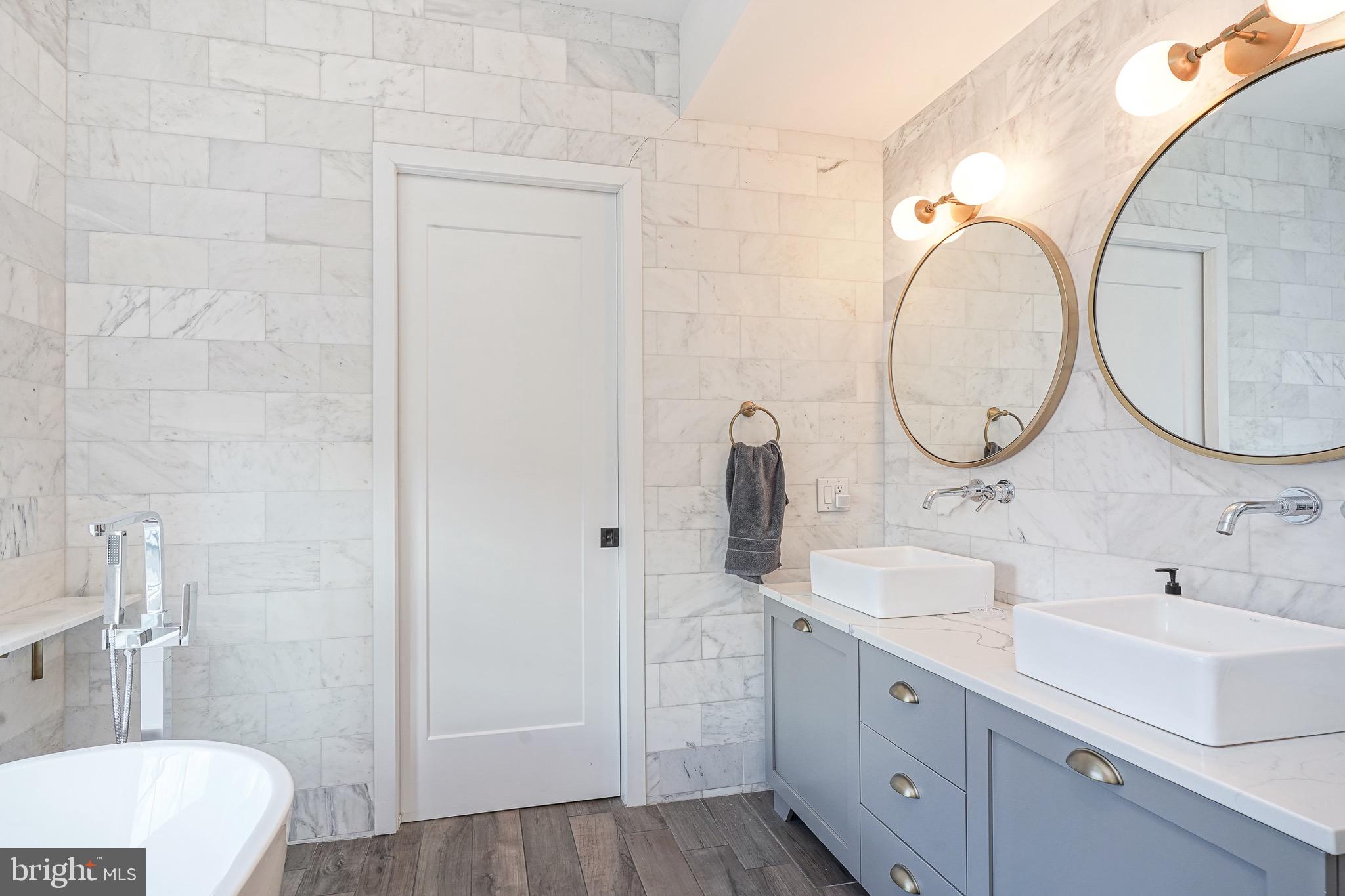 1124 Shackamaxon St #2