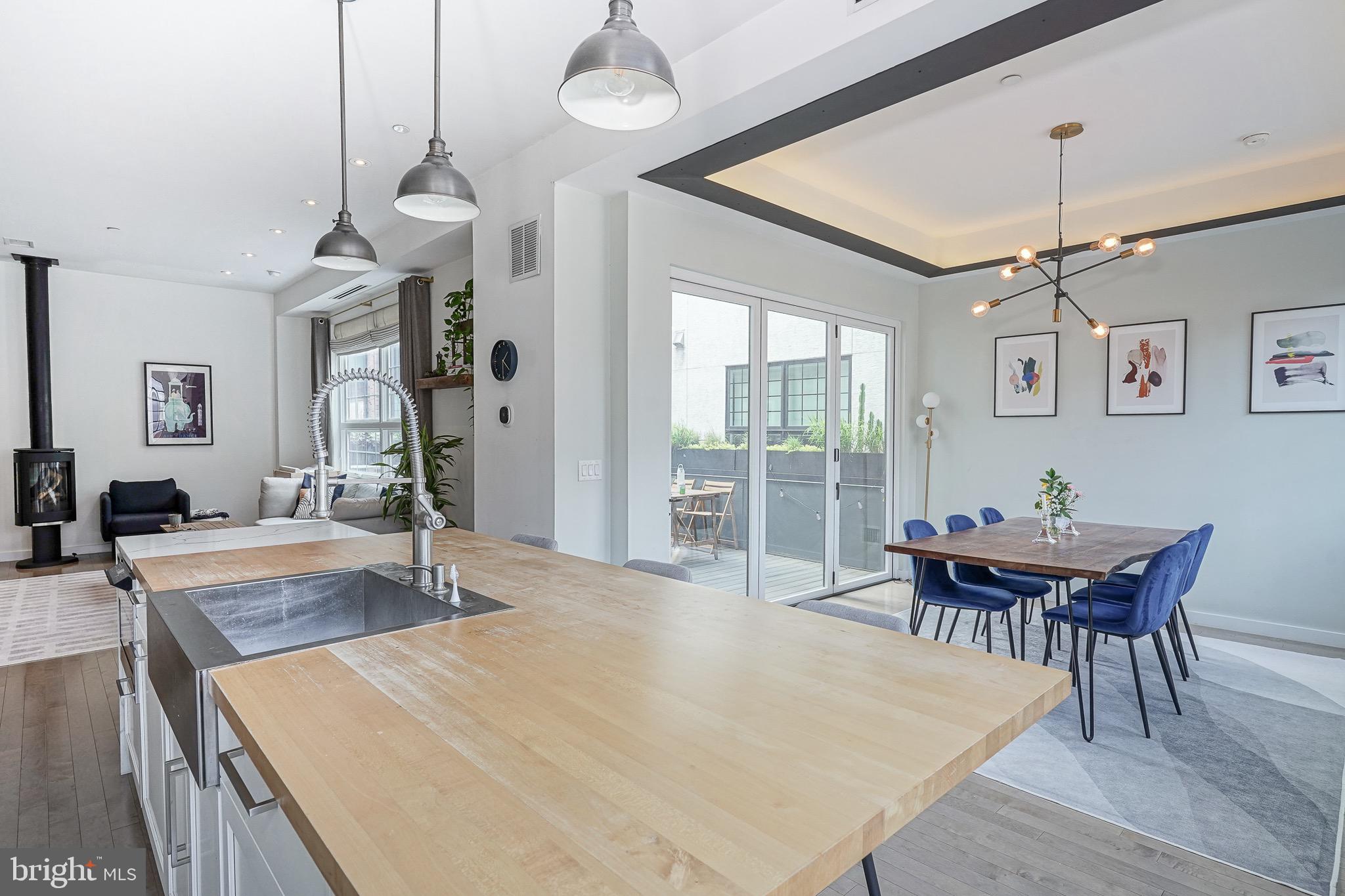 1124 Shackamaxon St #2