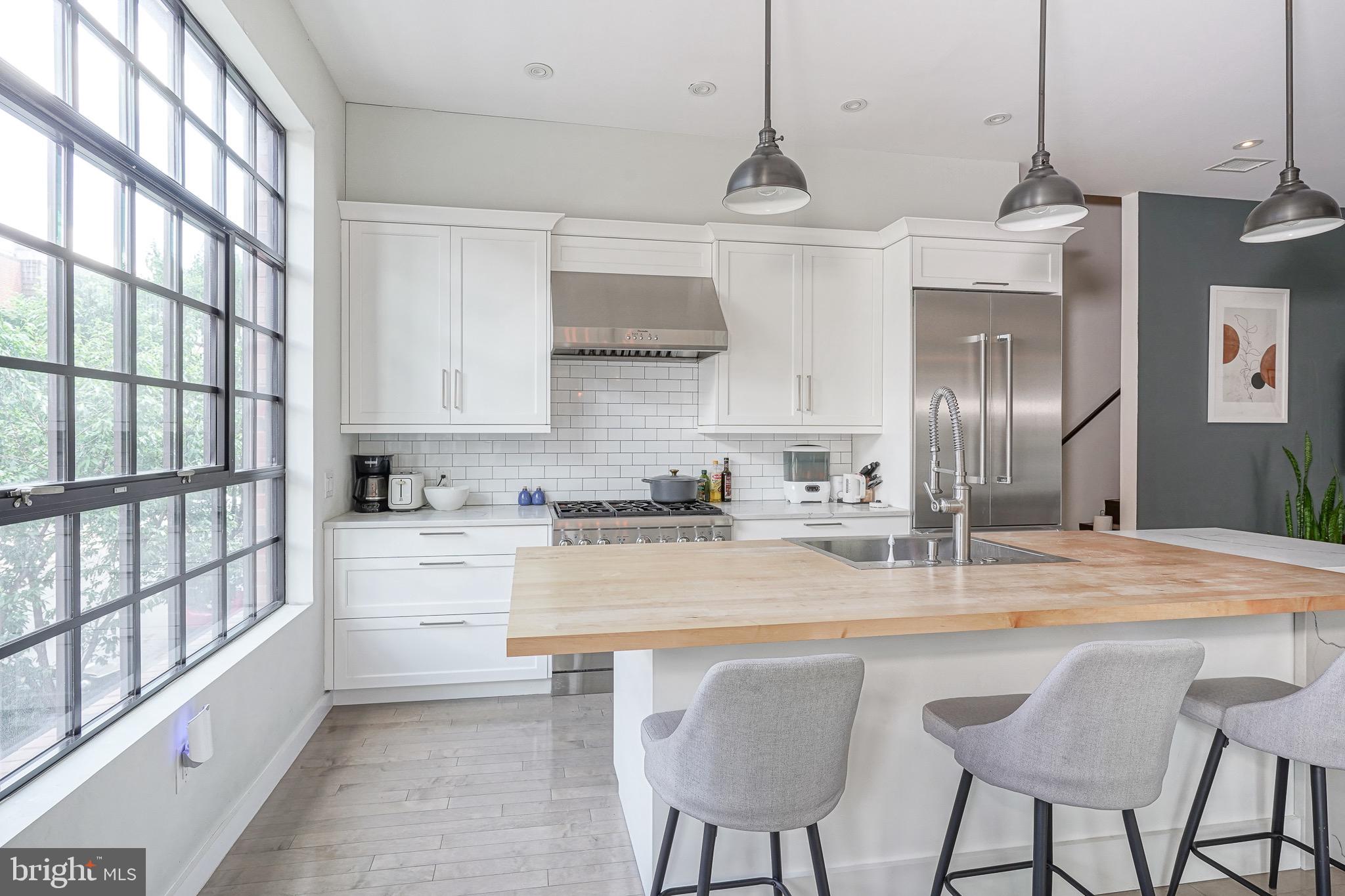 1124 Shackamaxon St #2