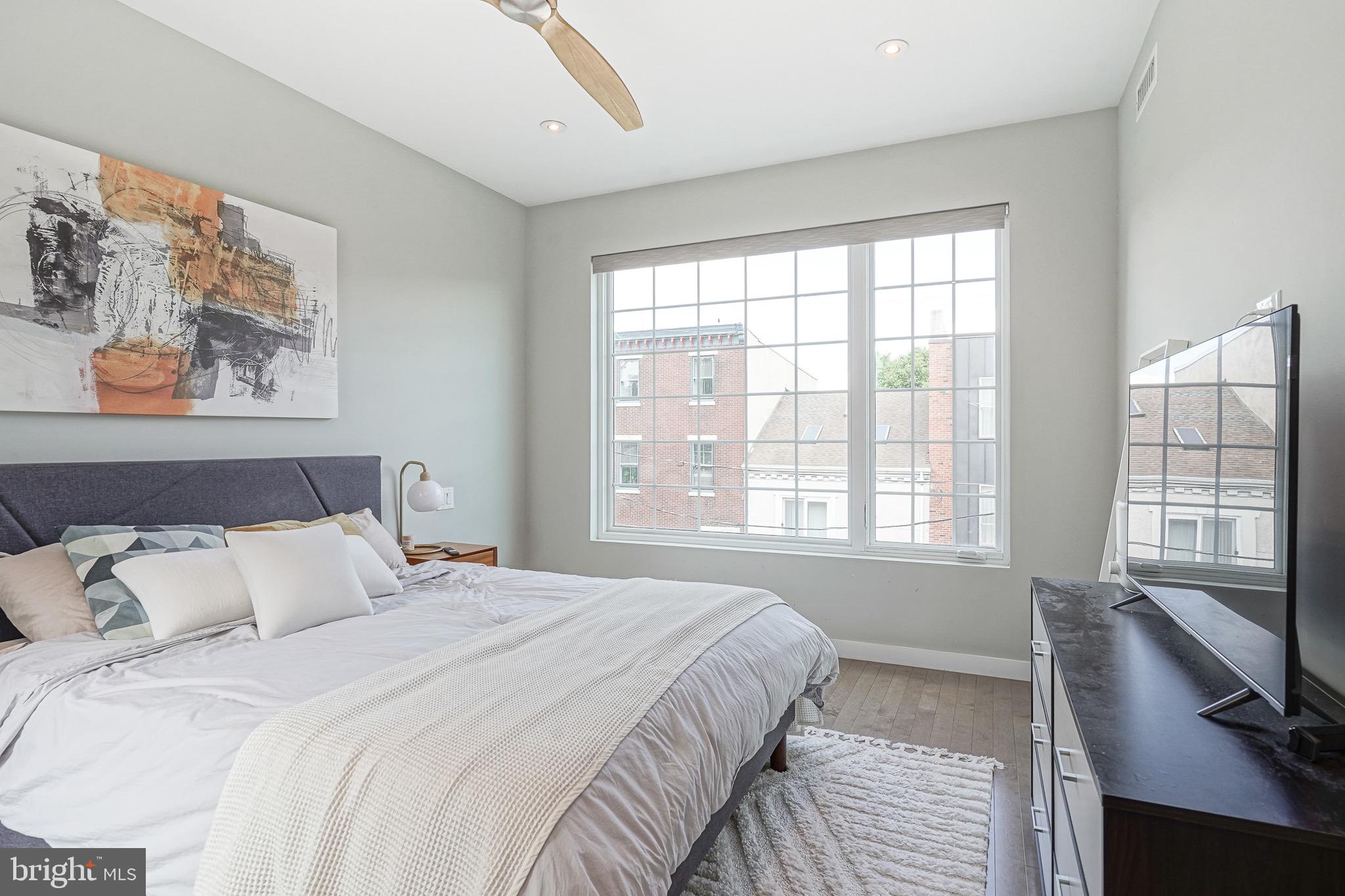 1124 Shackamaxon St #2