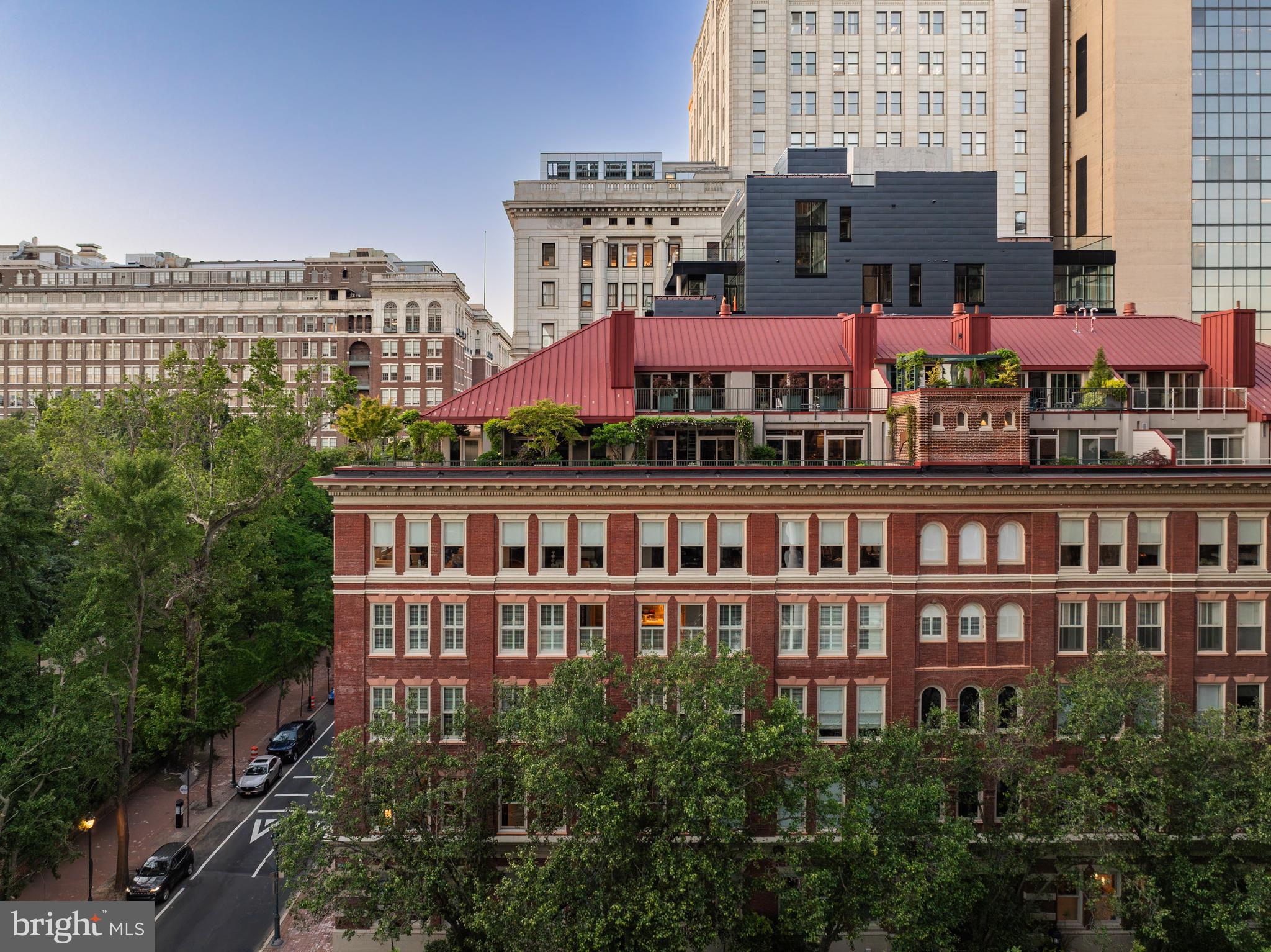 227 S 6TH STREET 31 PH-W