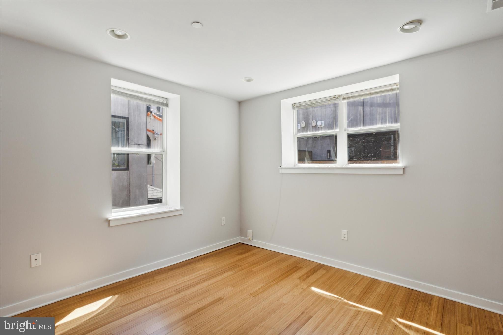 1610 CHRISTIAN STREET