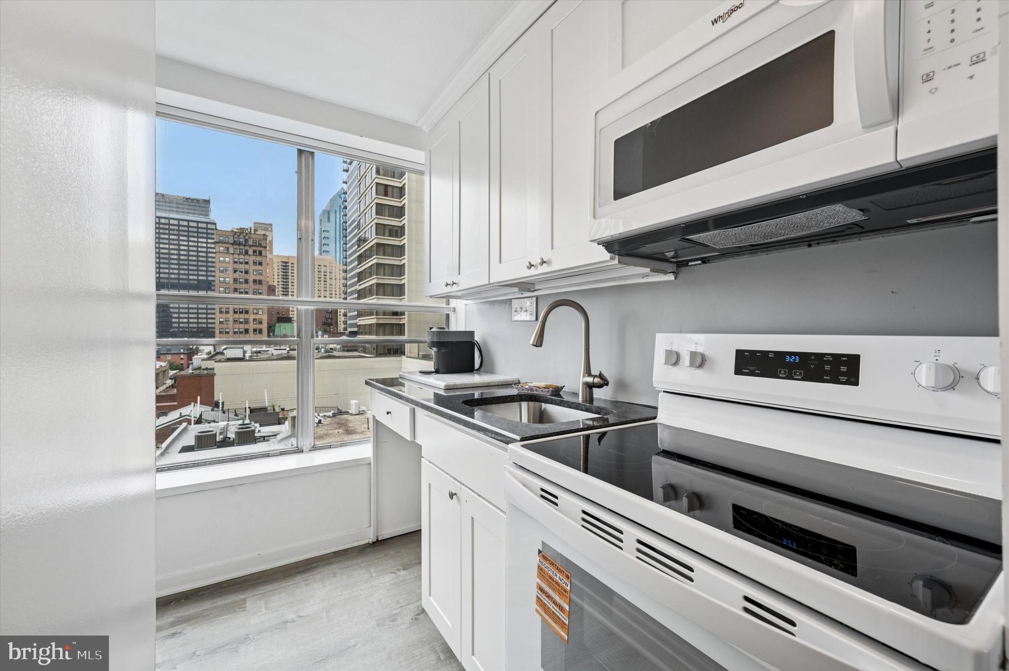 224 W RITTENHOUSE SQUARE 30 715A