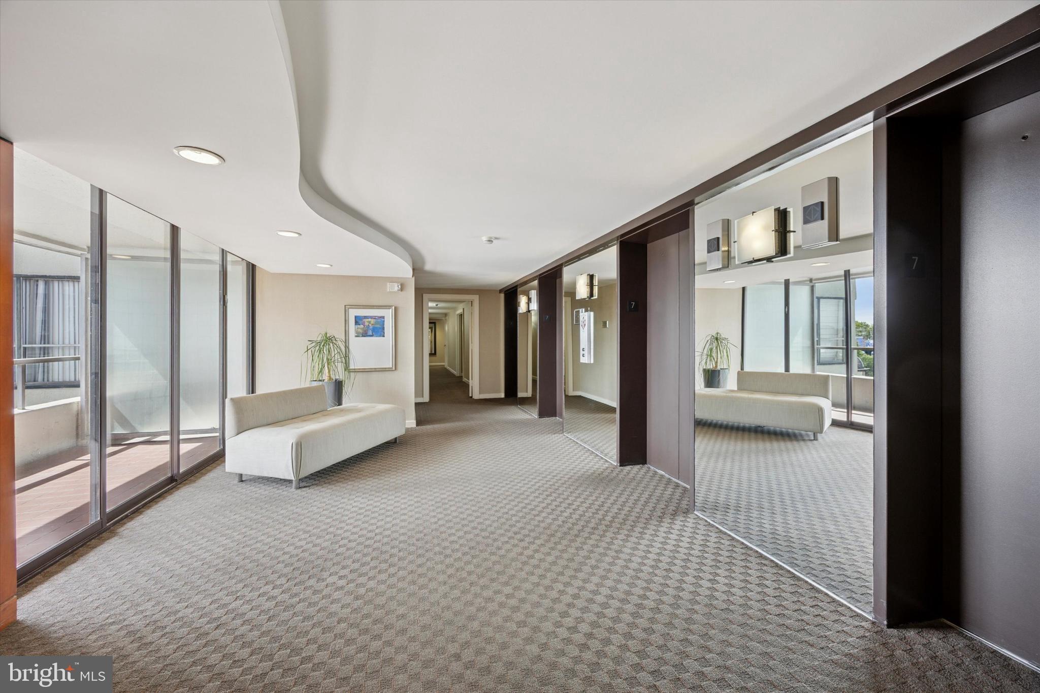 224 W RITTENHOUSE SQUARE 30 715A