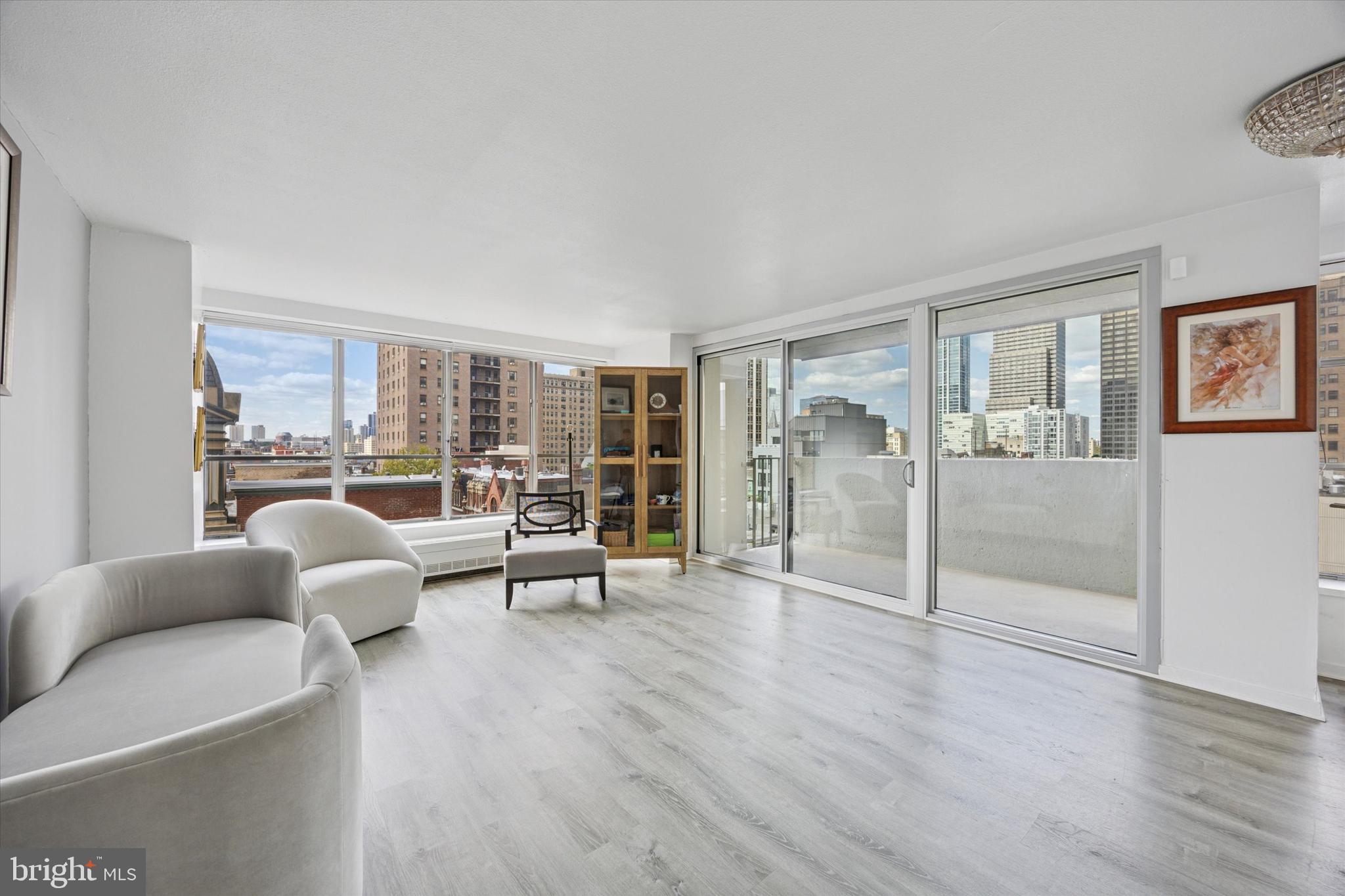 224 W RITTENHOUSE SQUARE 30 715A