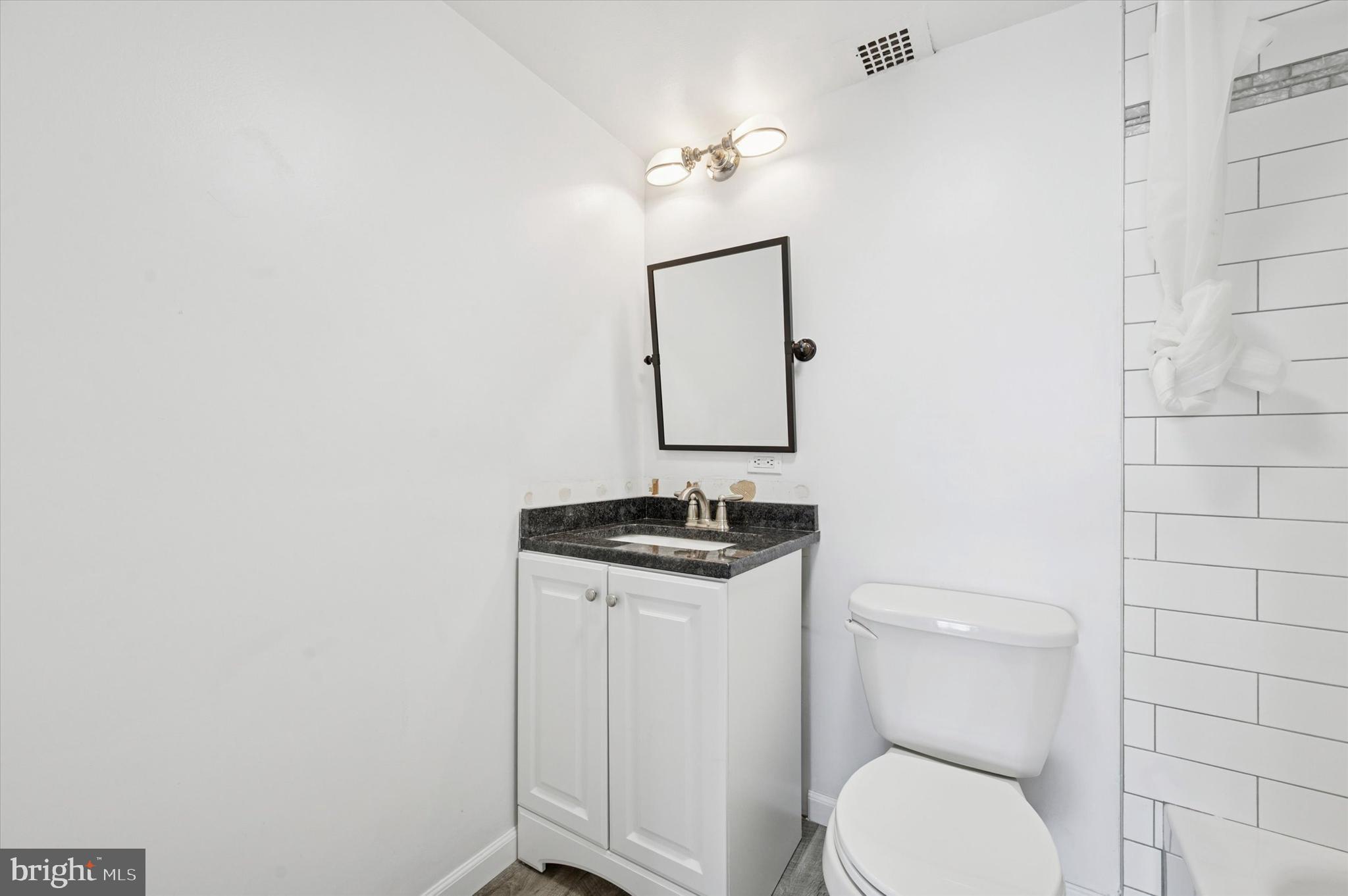 224 W RITTENHOUSE SQUARE 30 715A