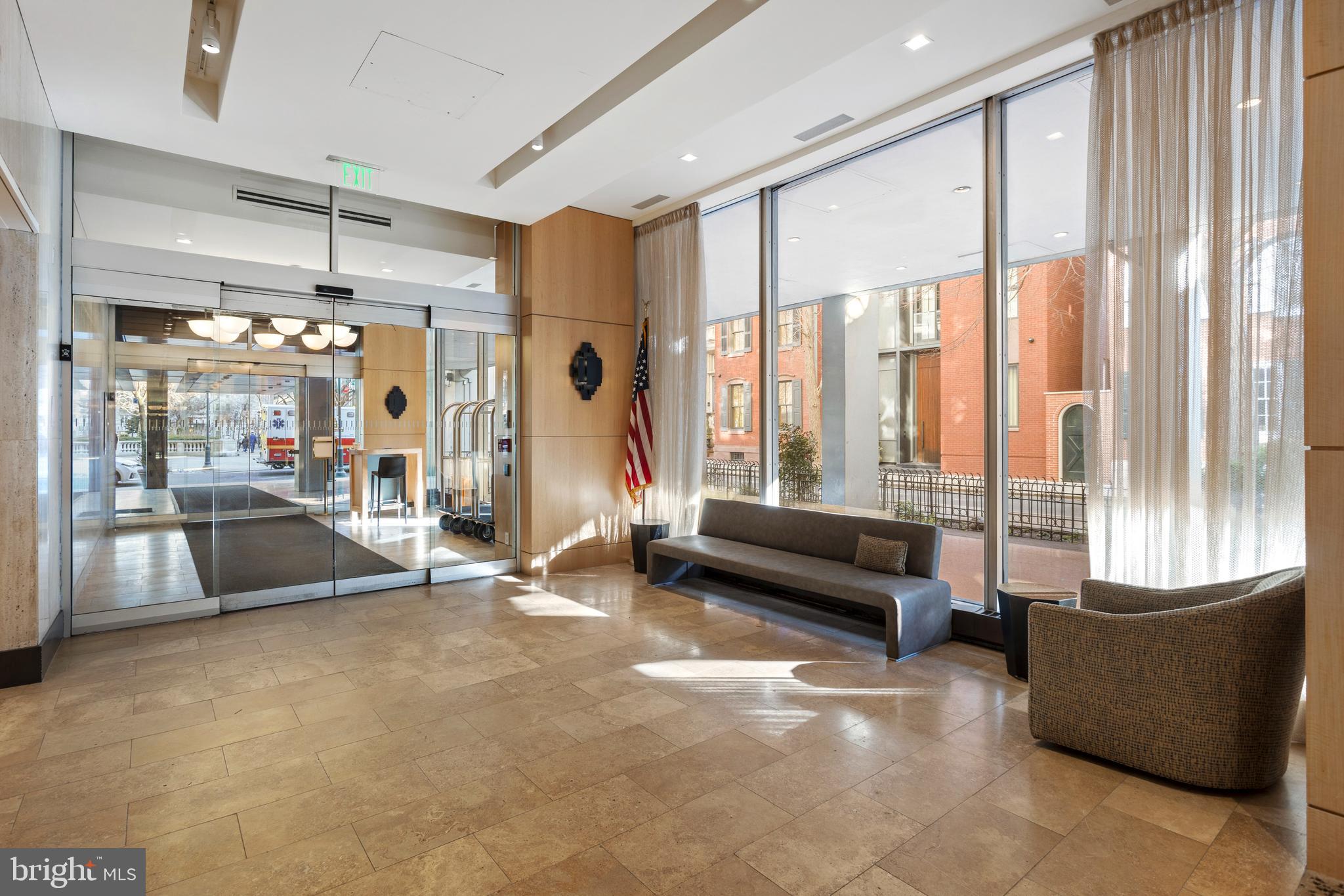 224 W RITTENHOUSE SQUARE 30 715A