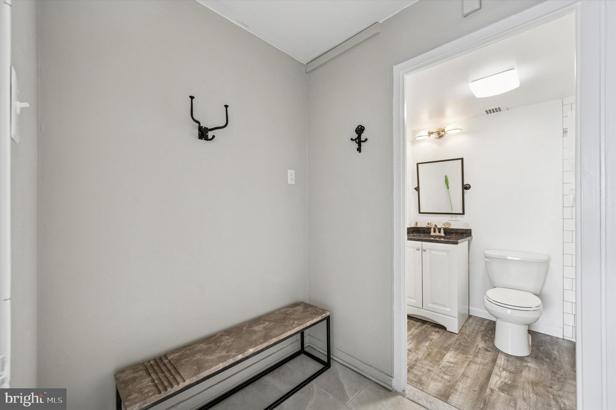 224 W RITTENHOUSE SQUARE 30 715A