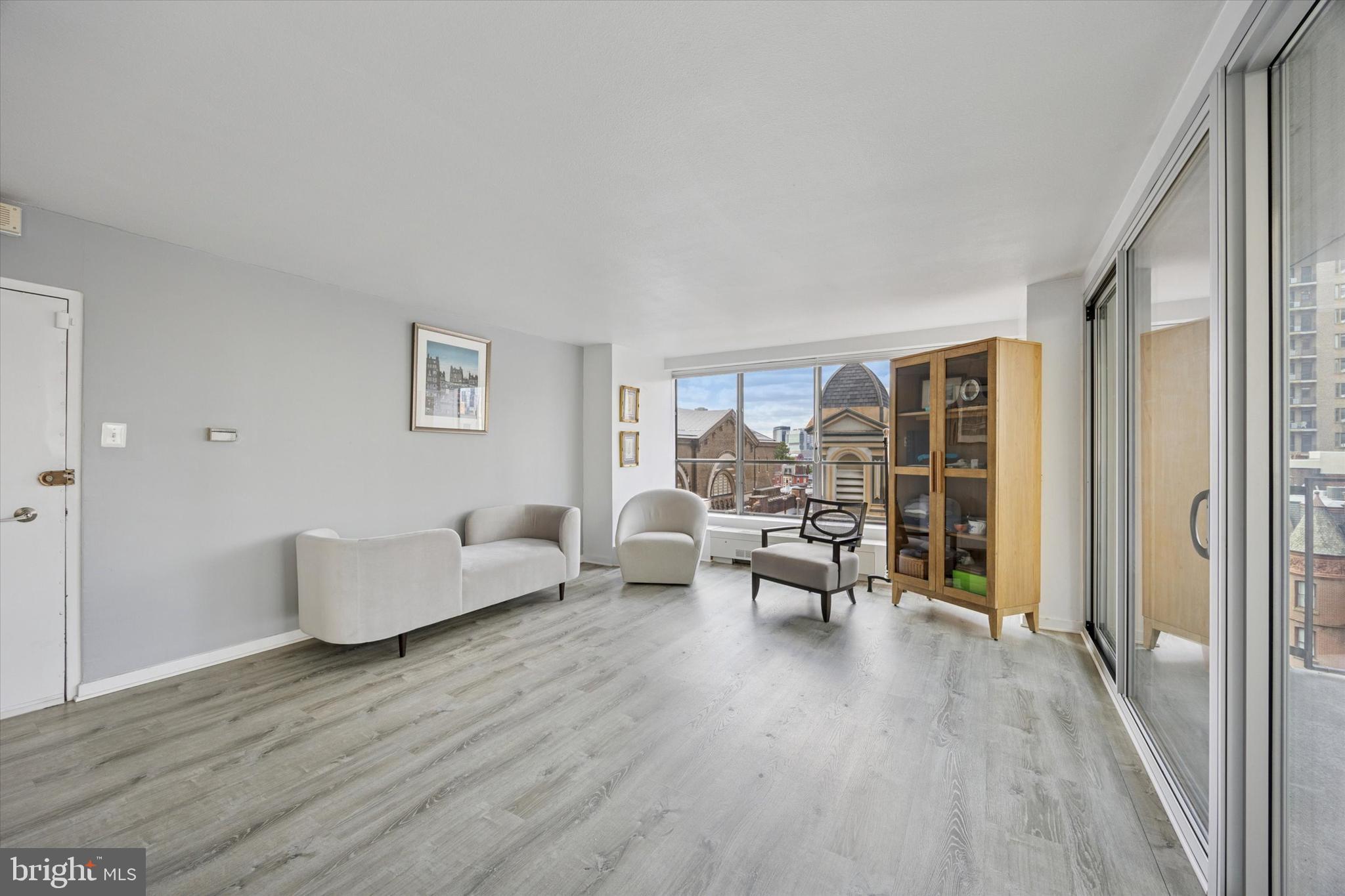 224 W RITTENHOUSE SQUARE 30 715A