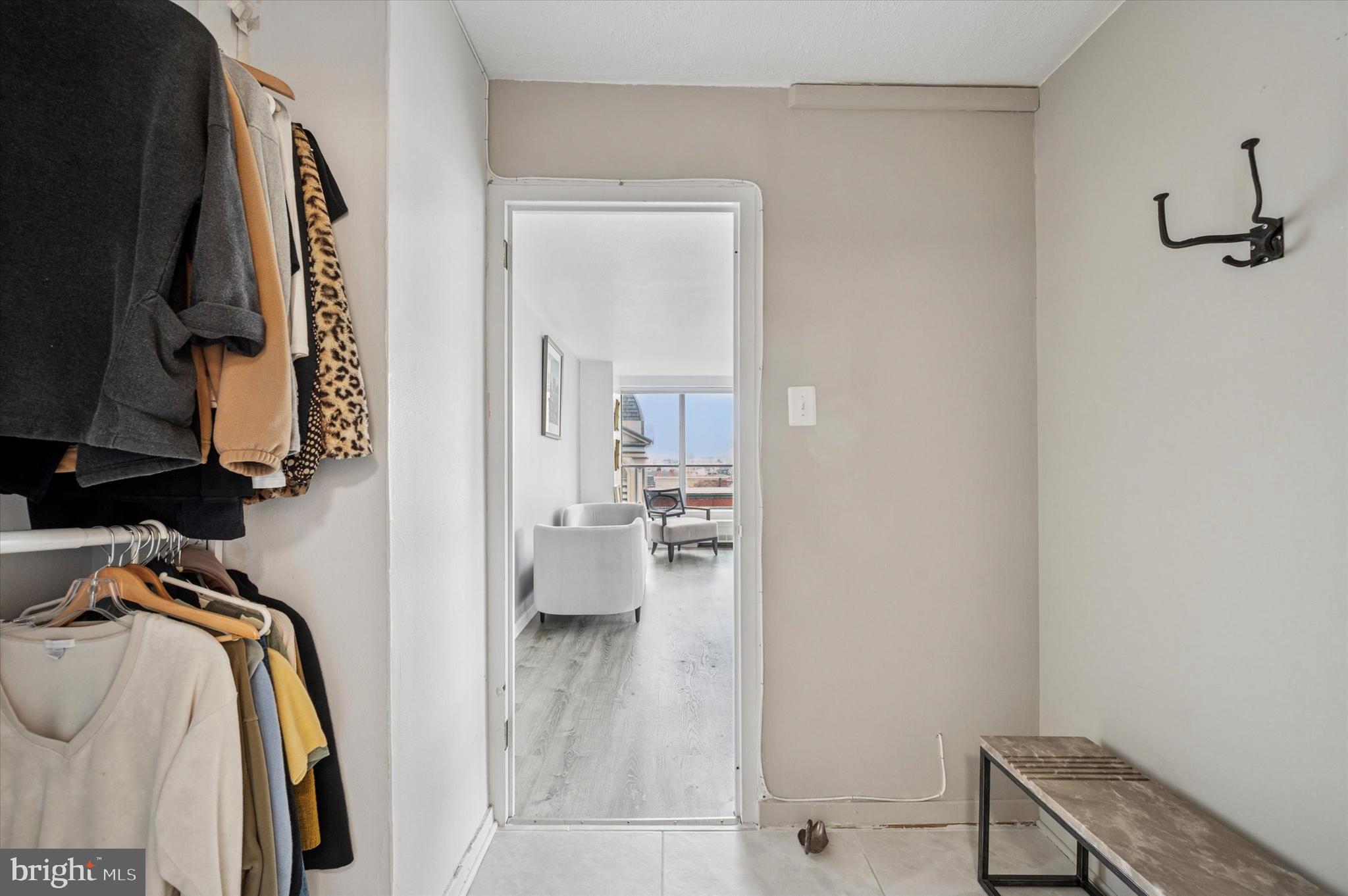 224 W RITTENHOUSE SQUARE 30 715A