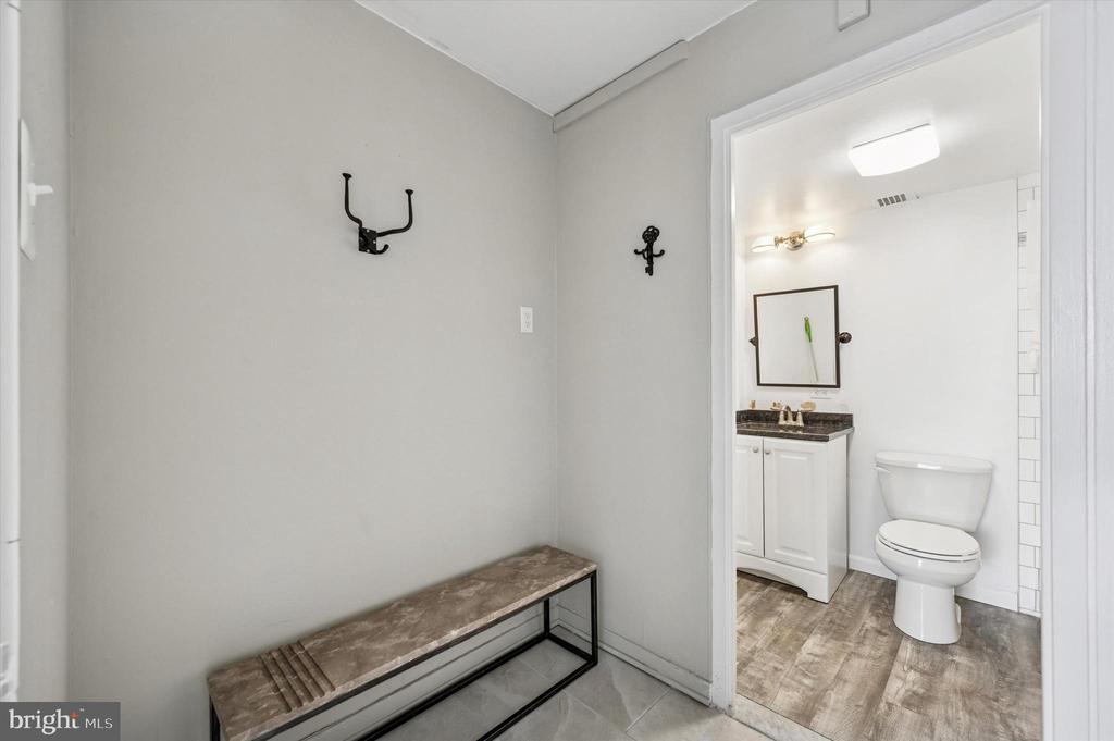 224 W RITTENHOUSE SQUARE 30 715A