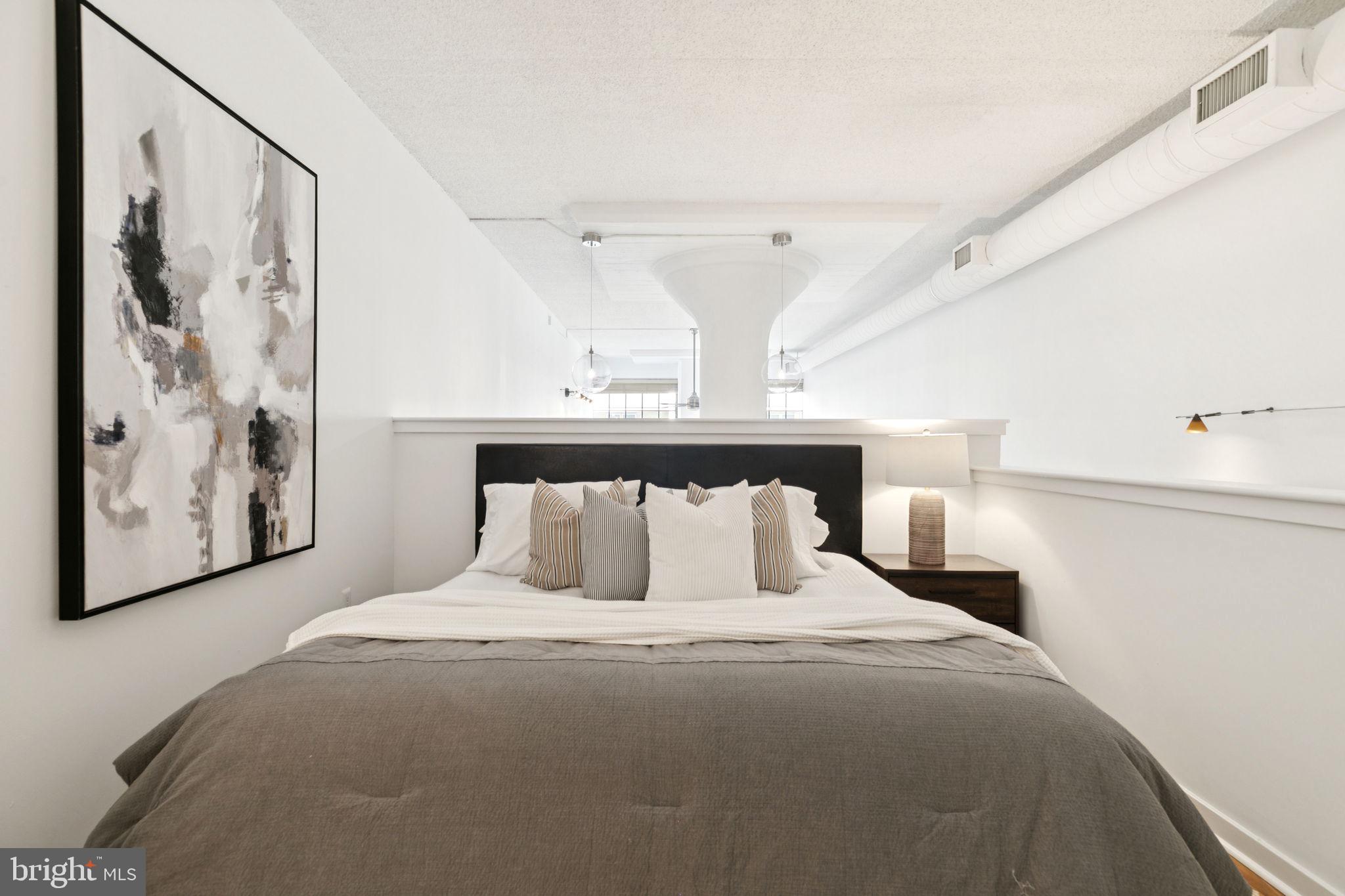 2429 LOCUST STREET 41 318