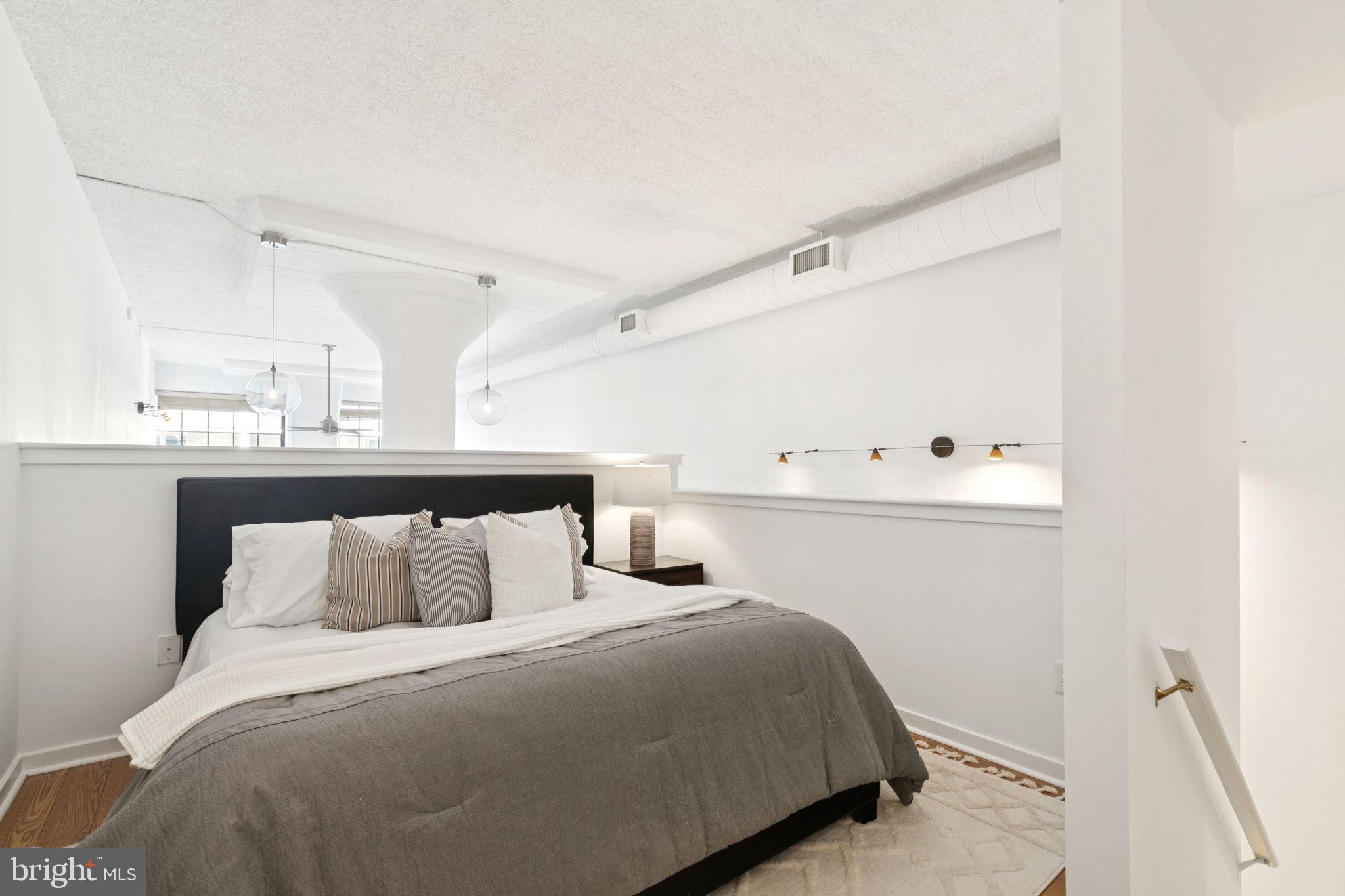 2429 LOCUST STREET 41 318