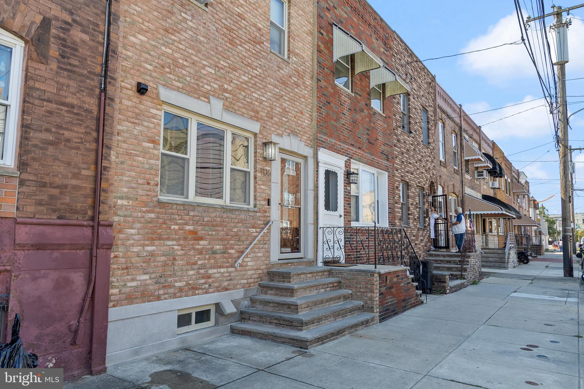 1106 W MOYAMENSING AVENUE