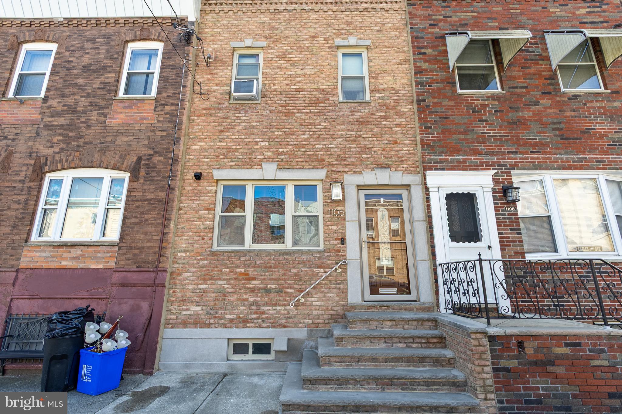 1106 W MOYAMENSING AVENUE