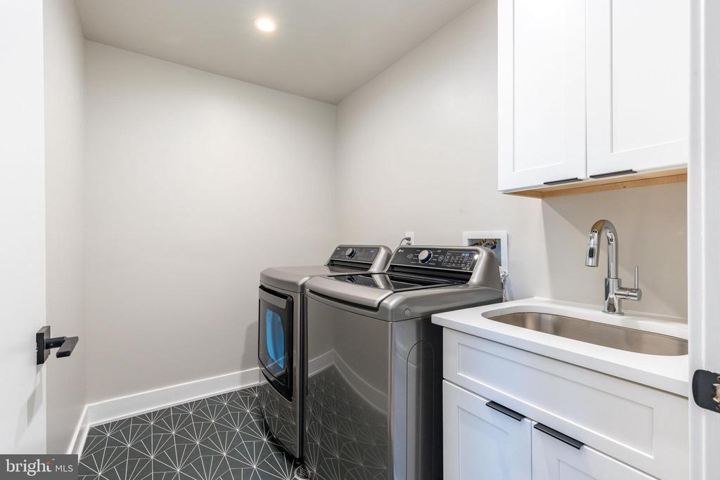 2103 LEAGUE CT