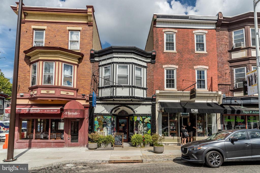 4339 MAIN STREET R