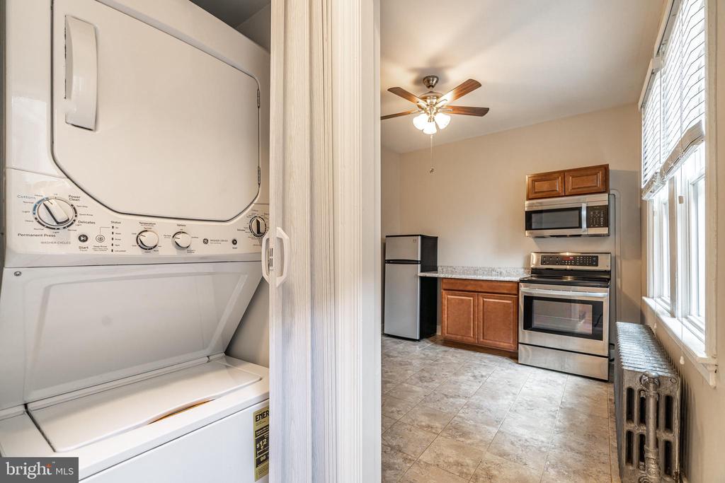 4339 MAIN STREET R