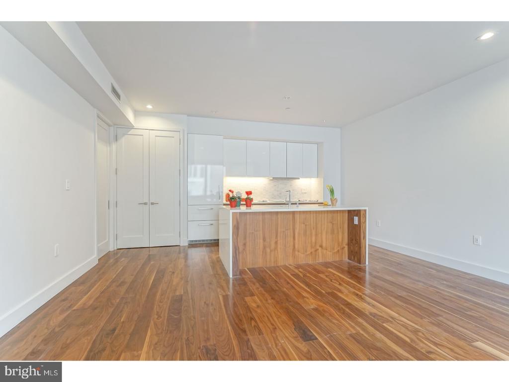 621 S 24TH STREET 210