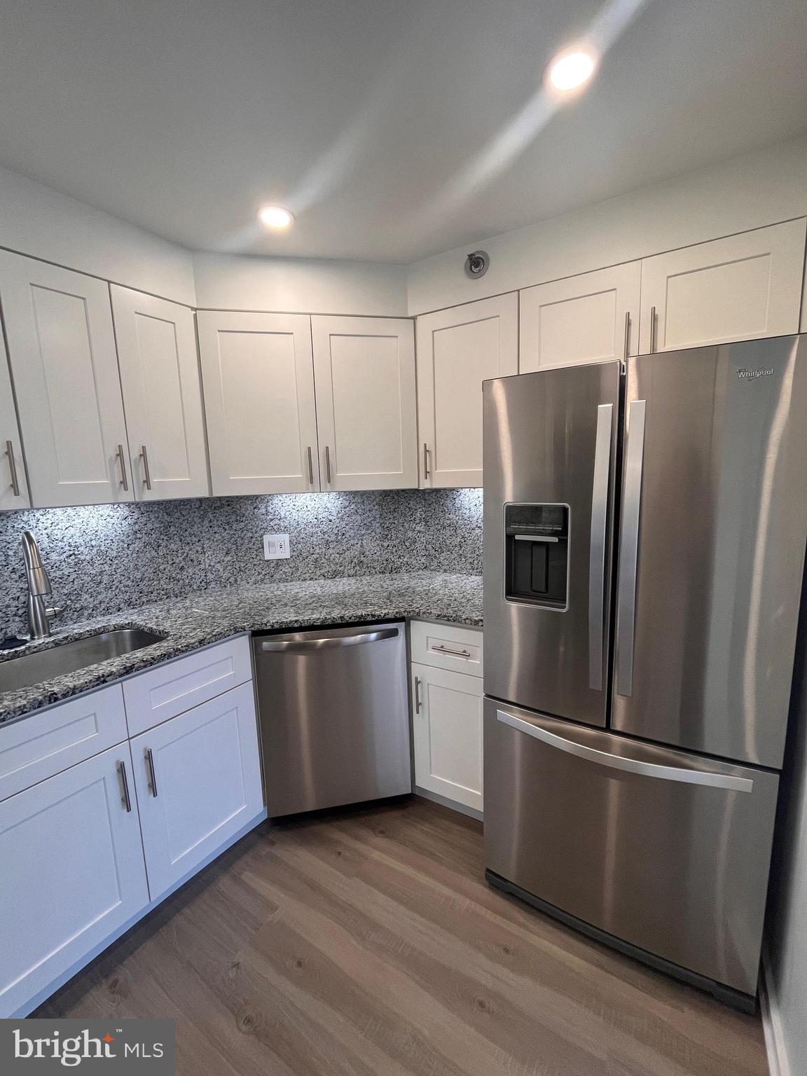 2018 WALNUT STREET 2020 18J