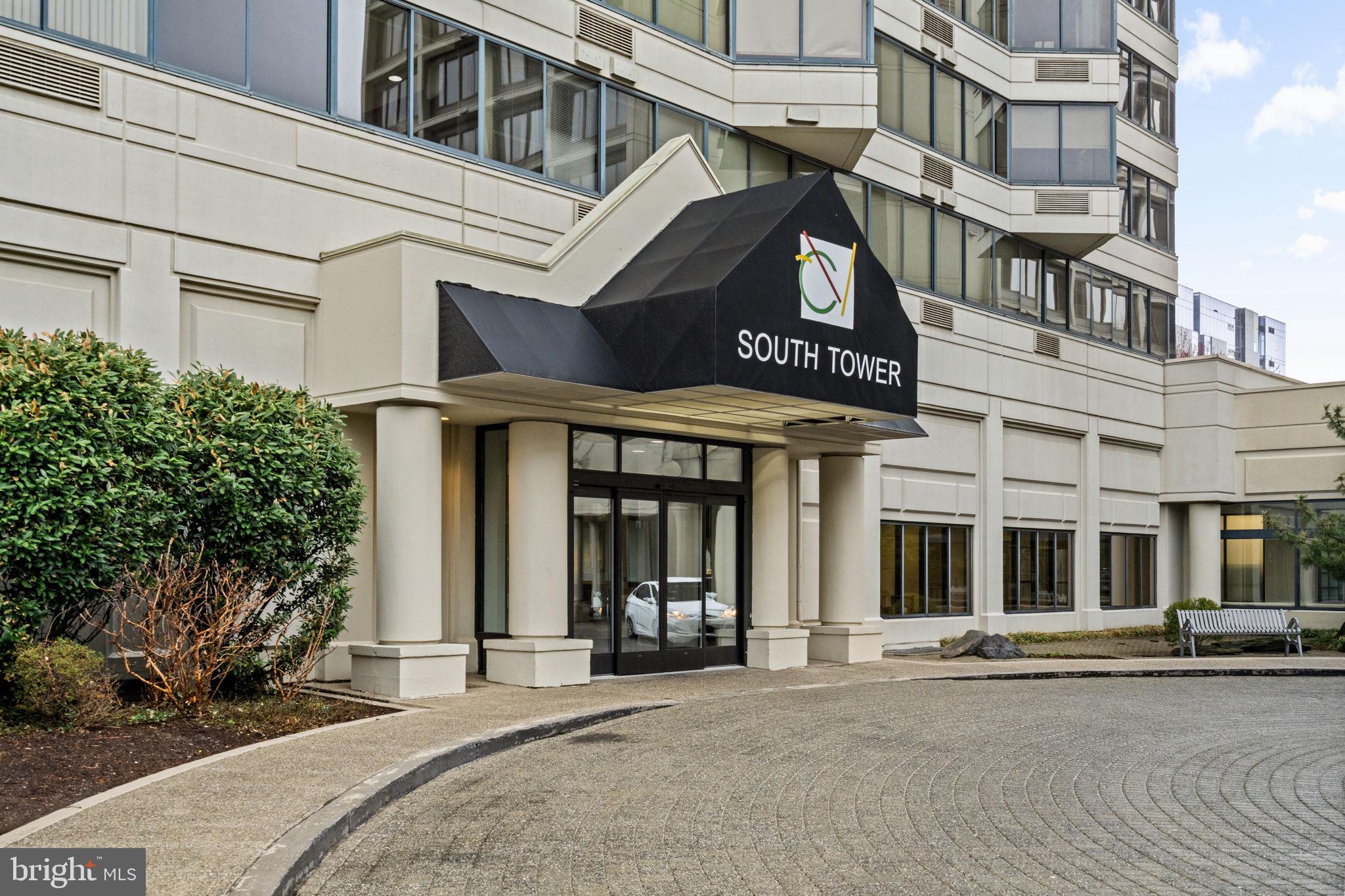 2001 HAMILTON STREET 2001