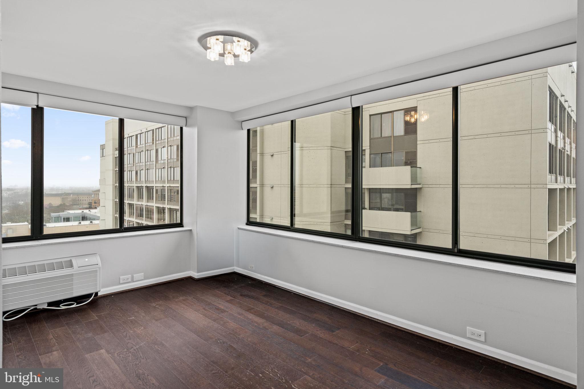 2001 HAMILTON STREET 2001