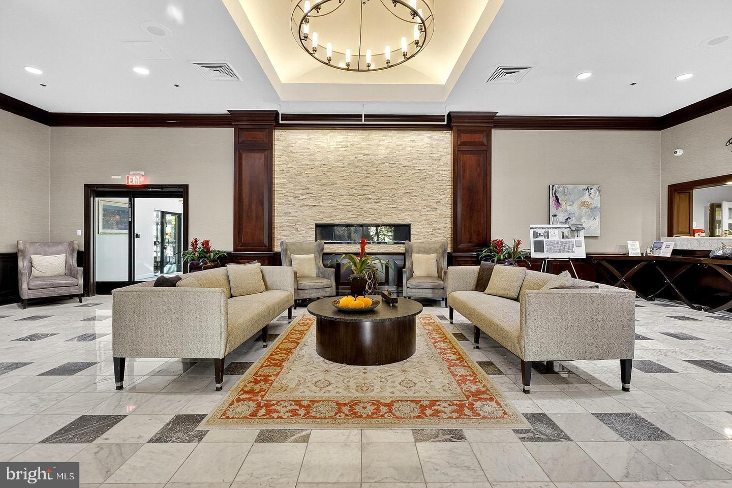 2001 HAMILTON STREET 2001