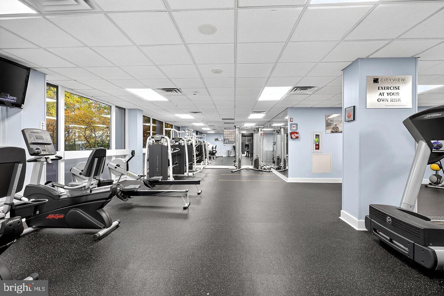 2001 HAMILTON STREET 2001