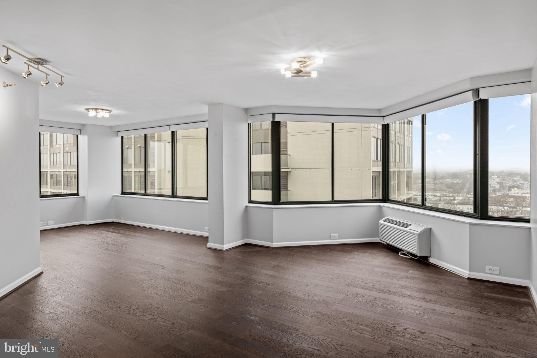 2001 HAMILTON STREET 2001