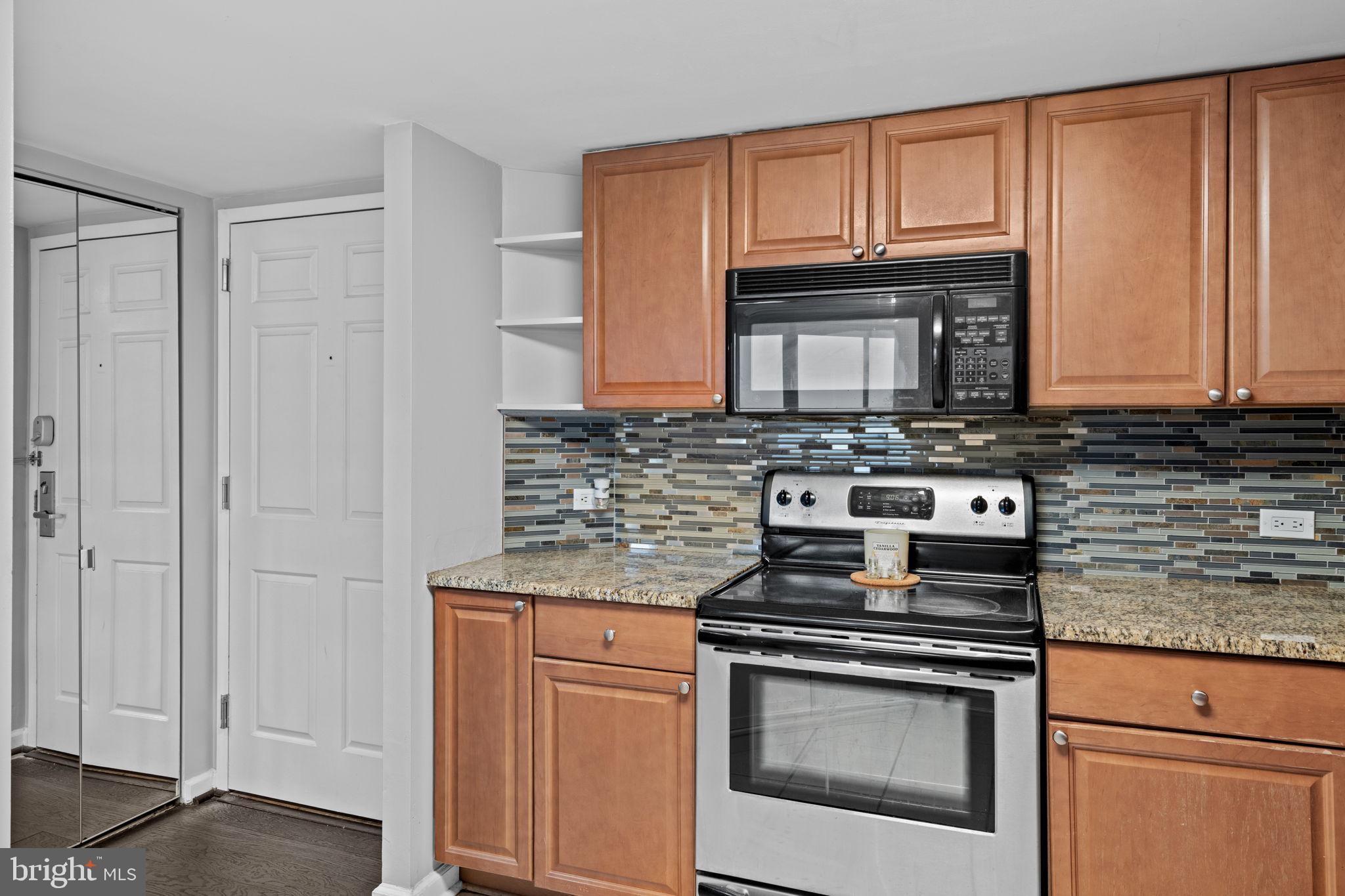 2001 HAMILTON STREET 2001