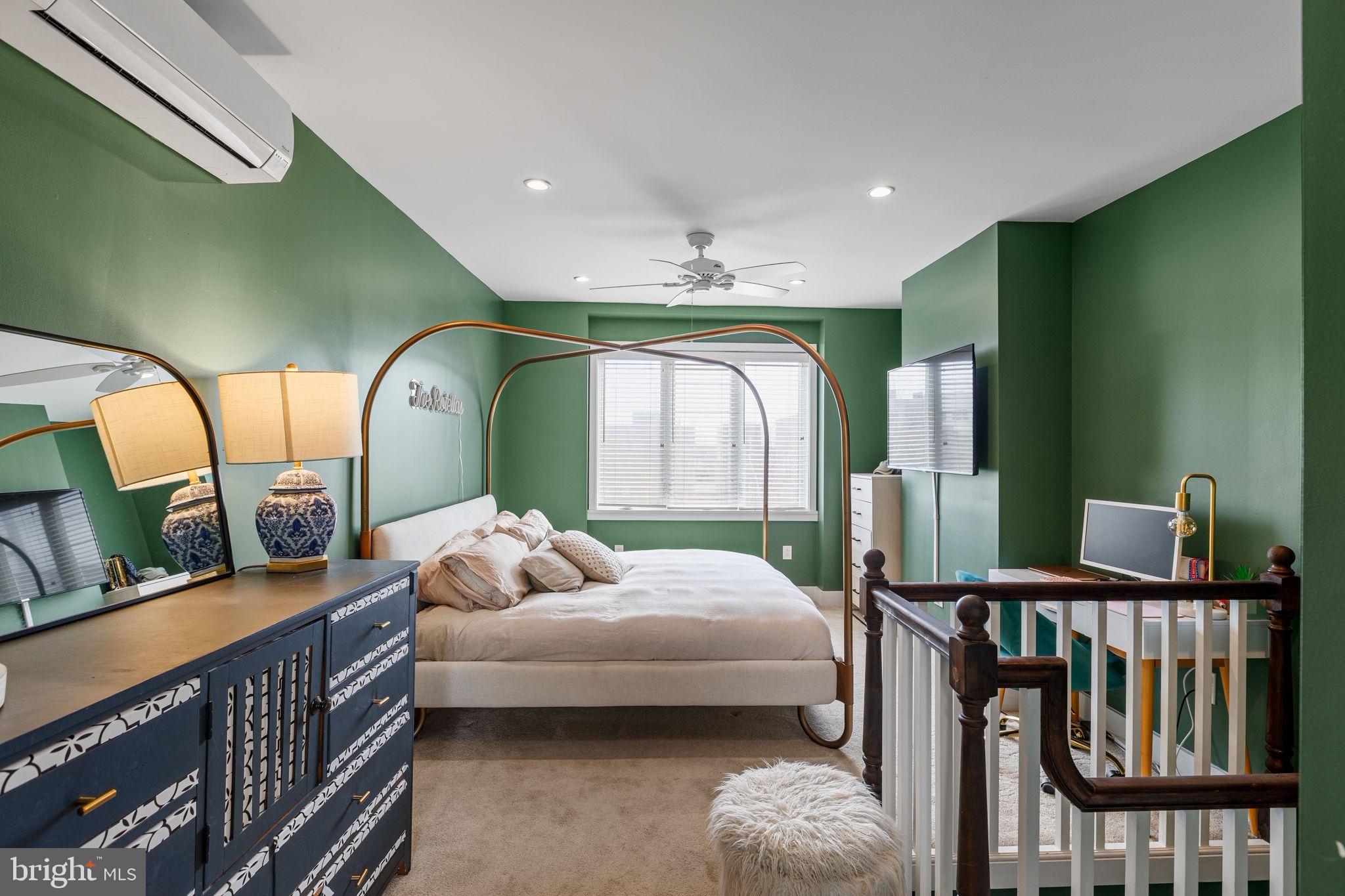 1705 MONTROSE STREET