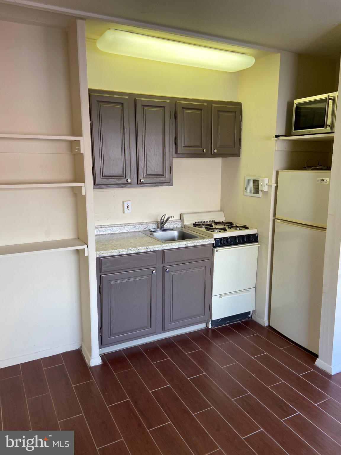 2101 CHESTNUT STREET 706