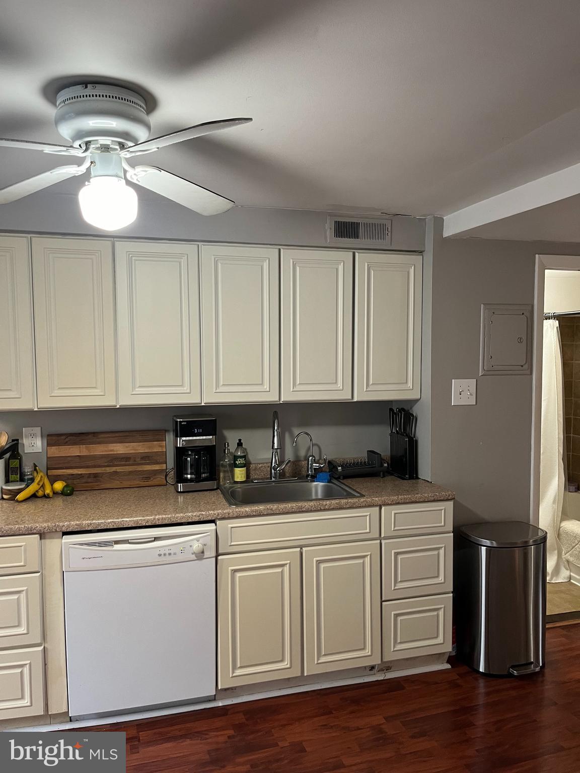 762 S 19TH STREET 3
