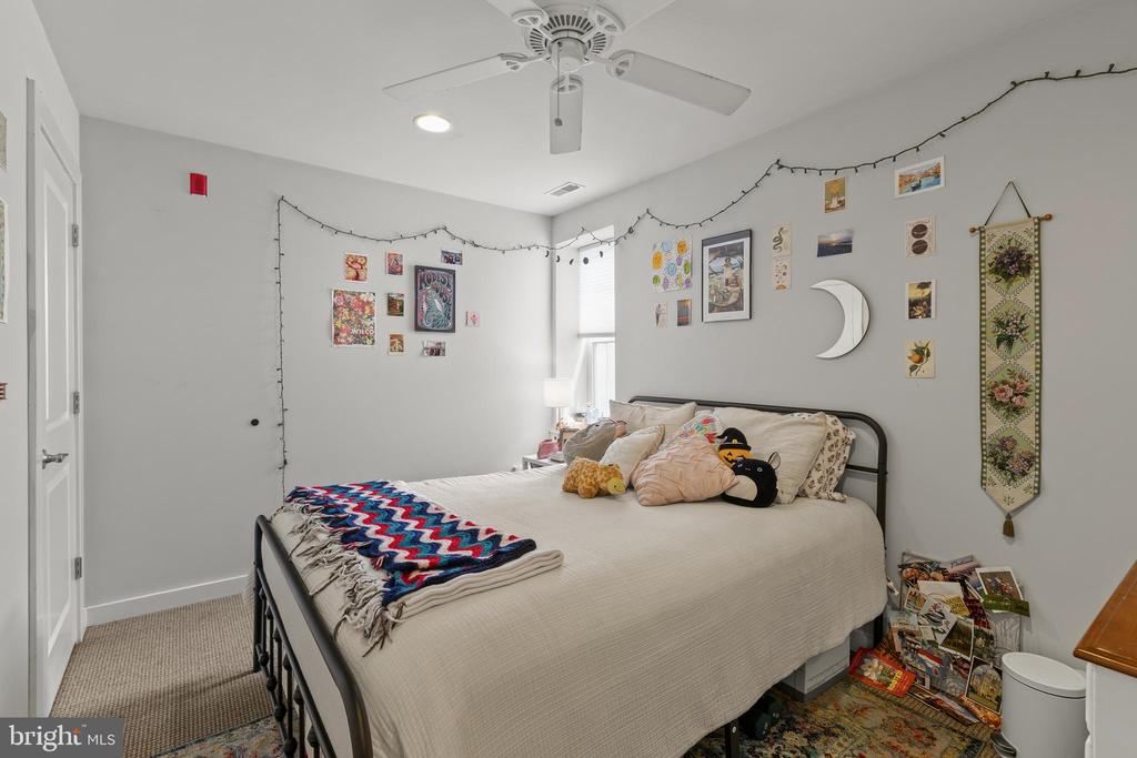 1610 CHRISTIAN STREET Unit: 3
