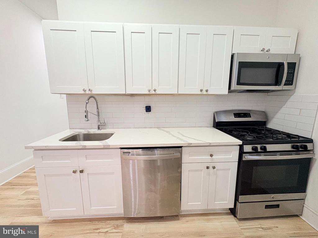 1904 FAIRMOUNT AVENUE Unit: 1