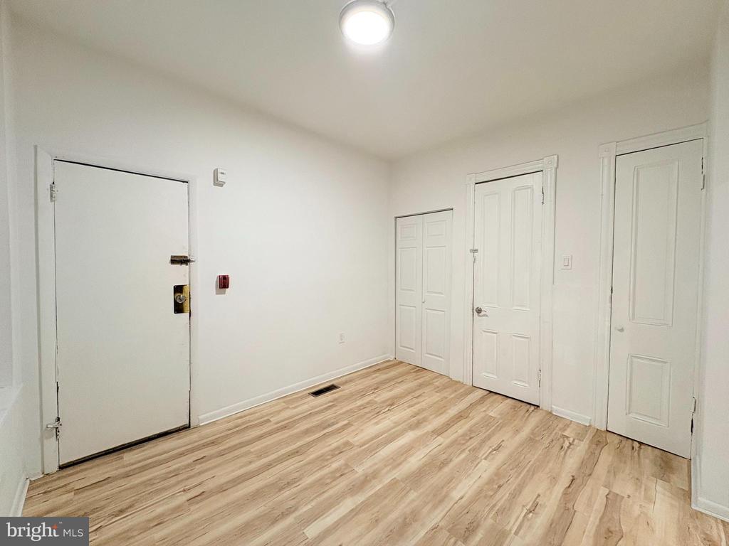 1904 FAIRMOUNT AVENUE Unit: 1