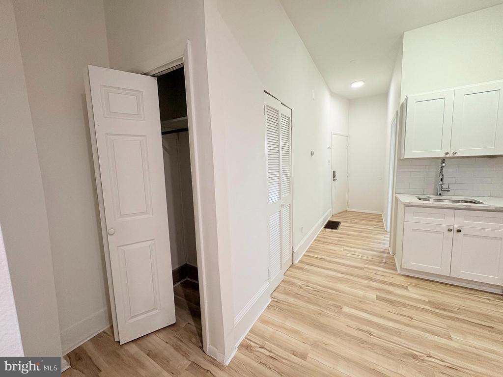 1904 FAIRMOUNT AVENUE Unit: 1