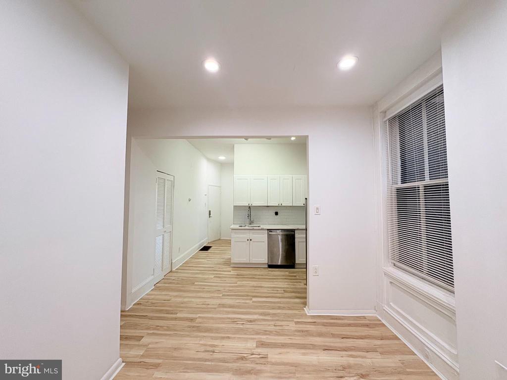 1904 FAIRMOUNT AVENUE Unit: 1