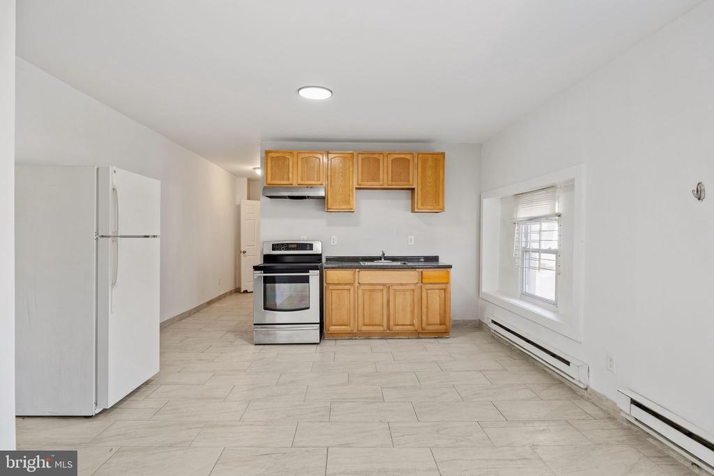 1301 W VENANGO STREET