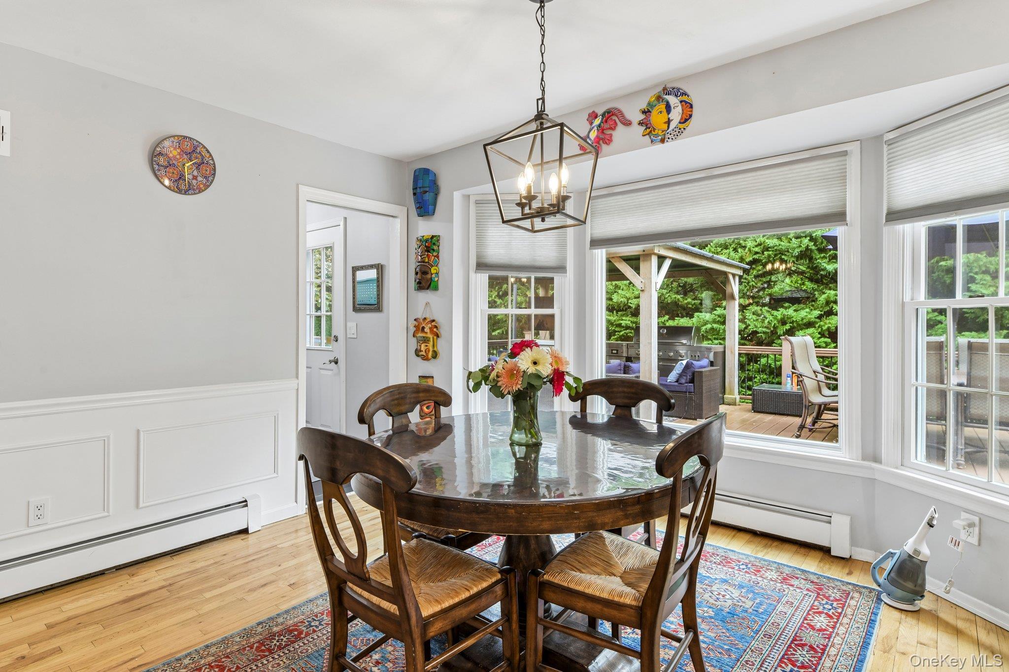 6 Pebble Hill Court