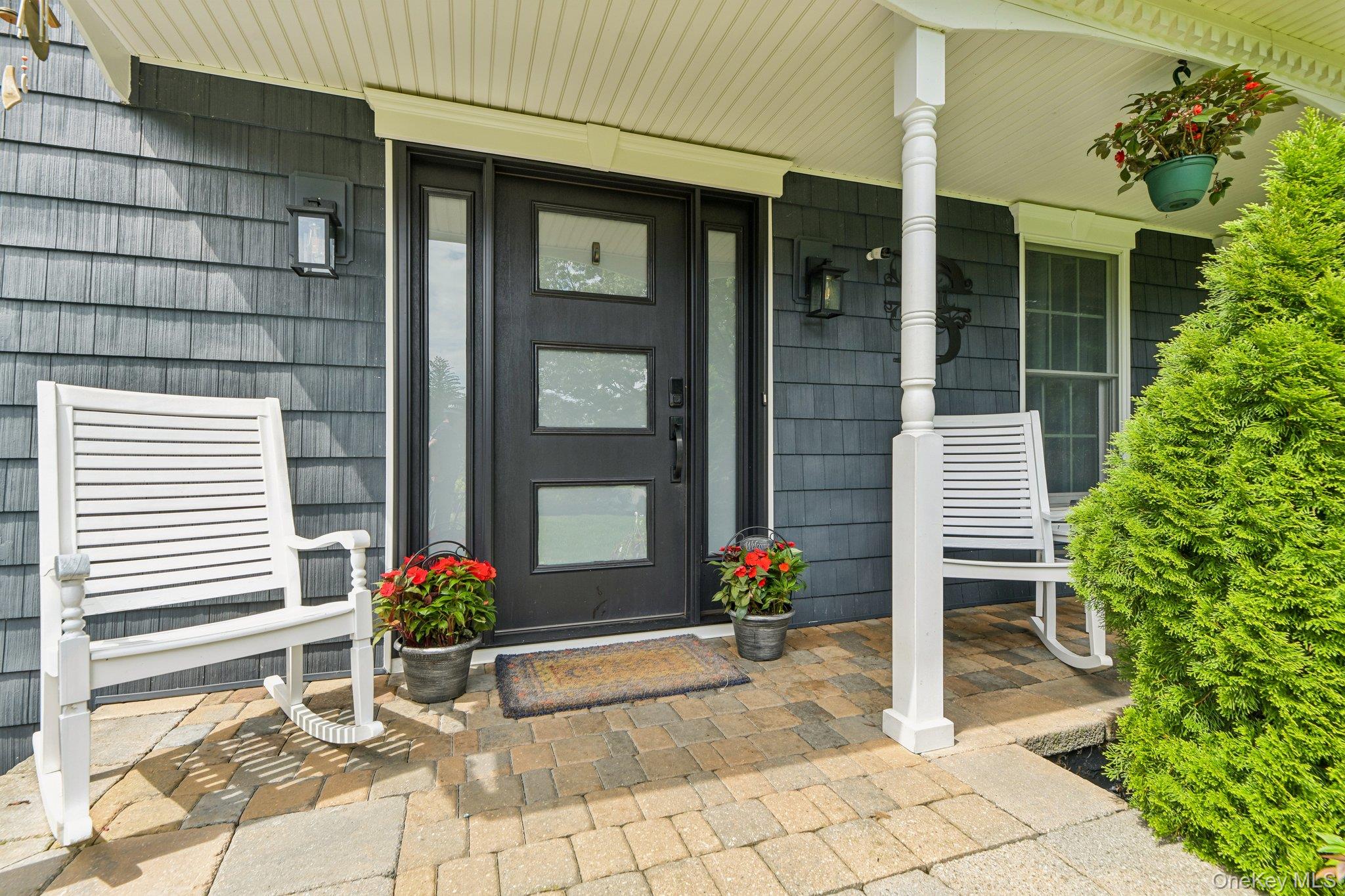 6 Pebble Hill Court
