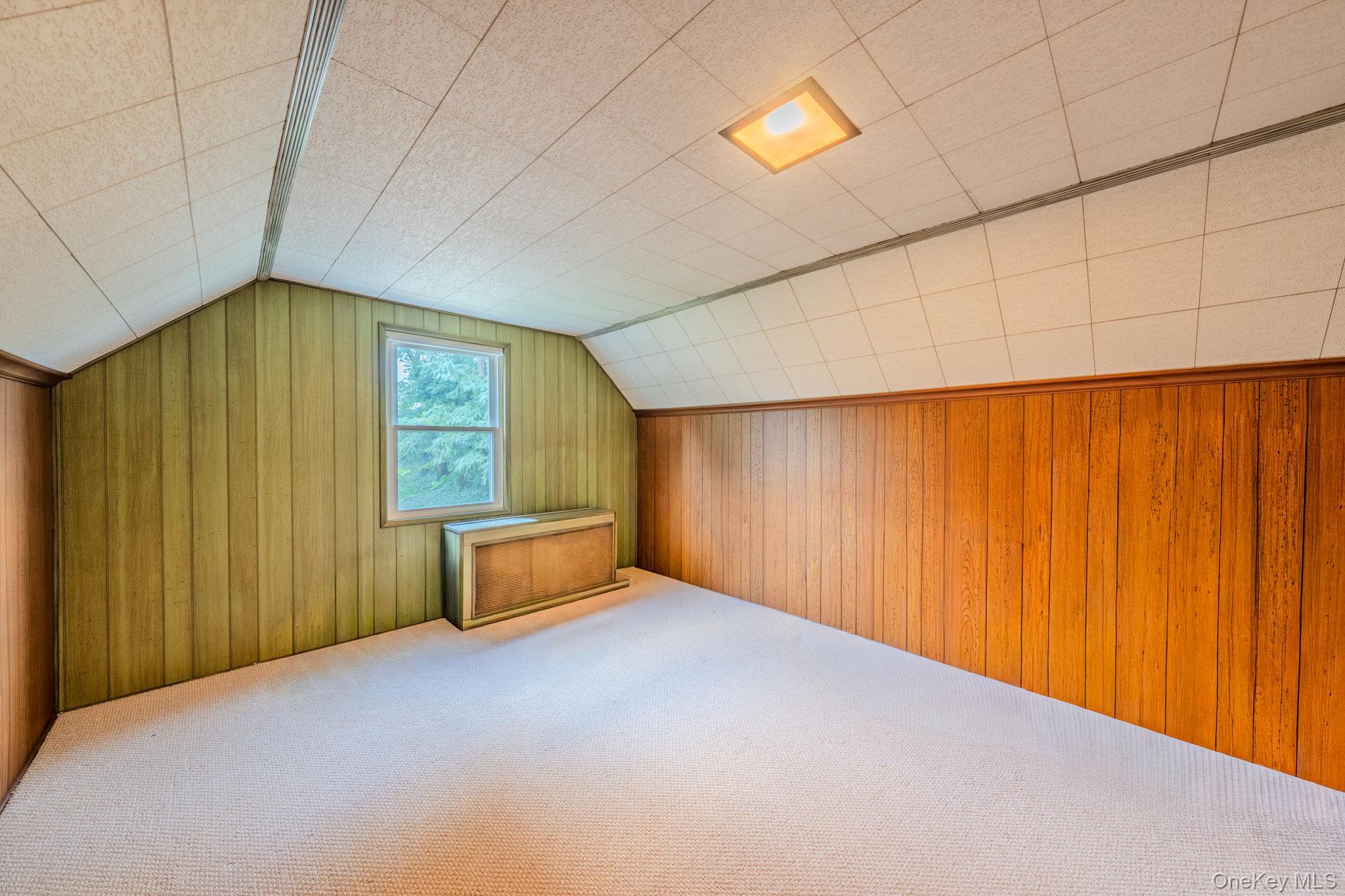 261 Fernwood Terrace
