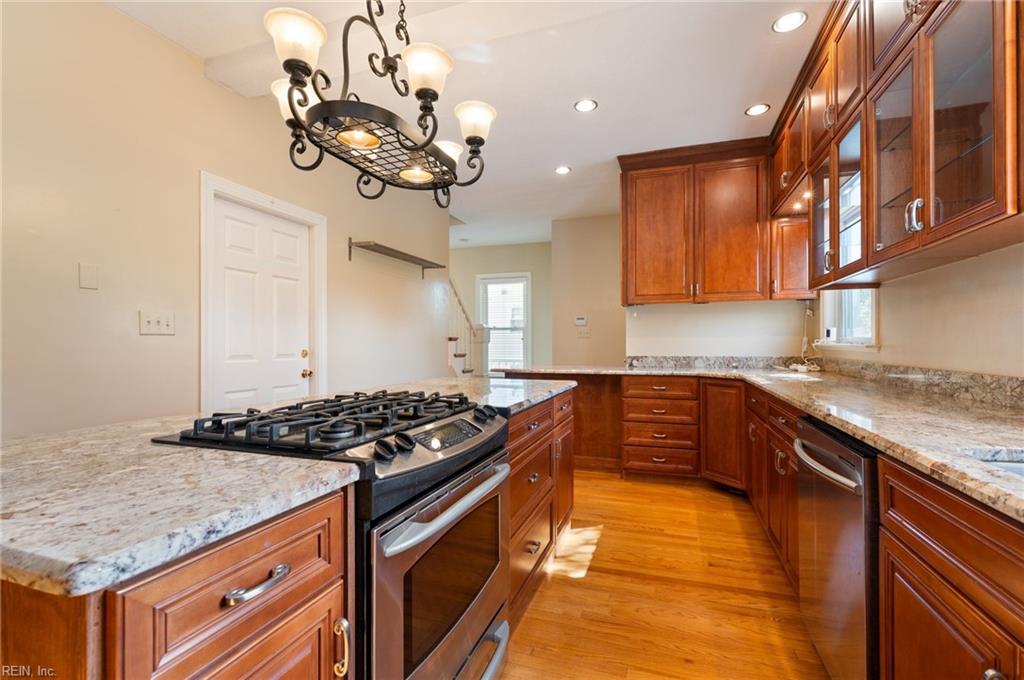 405 Pinewell DR