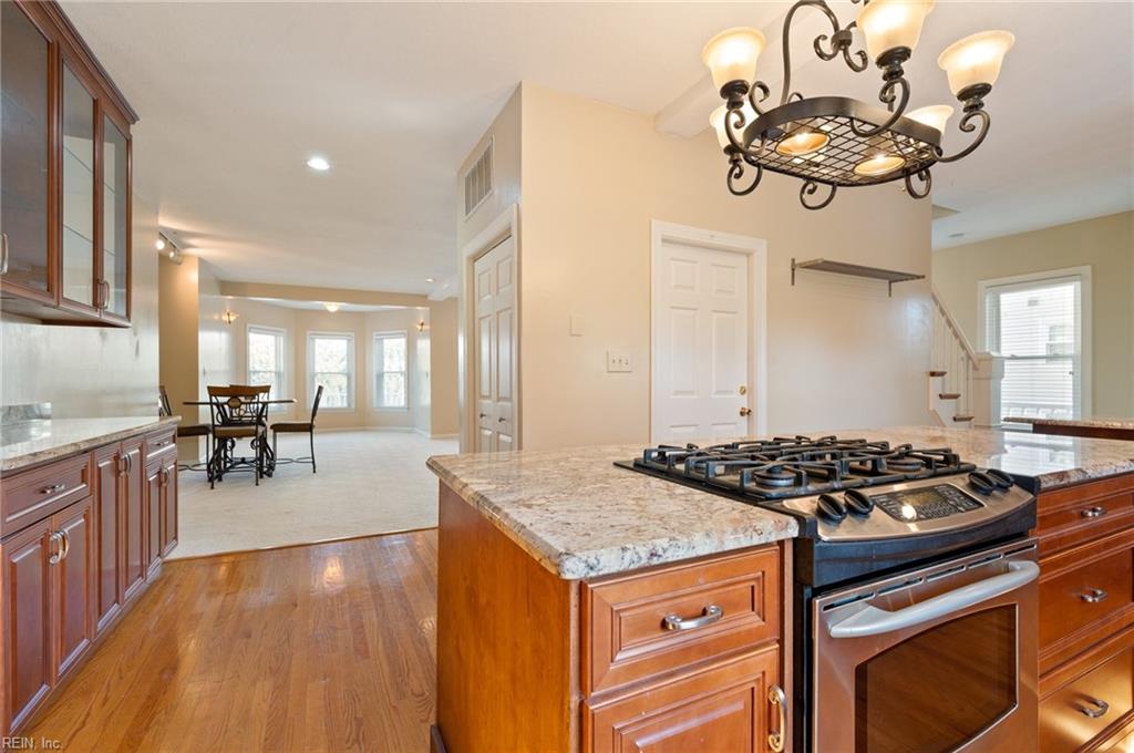 405 Pinewell DR