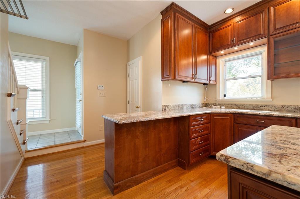 405 Pinewell DR